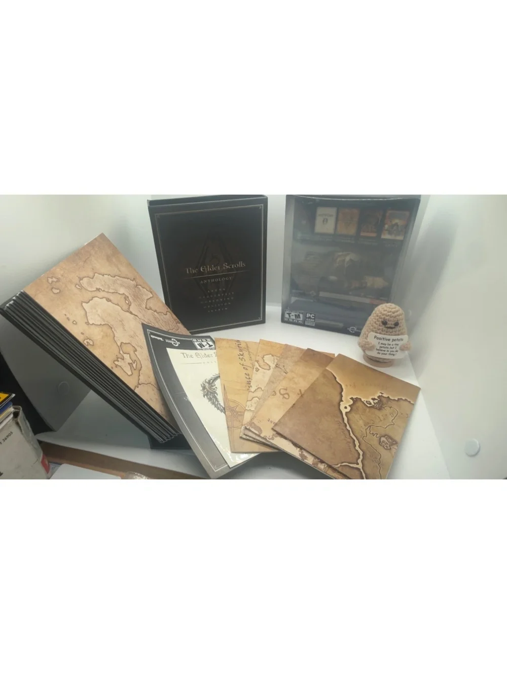 The Elder Scrolls Anthology Collector's 9 Disc Set for PC